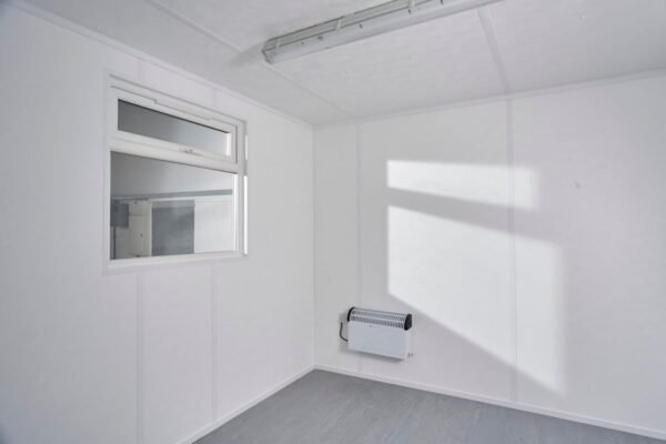 10x10-Standard-Jack-Leg-inside1-960x640-1.jpg 10Ft x 10Ft Jackleg Cabin (Site Cabin)