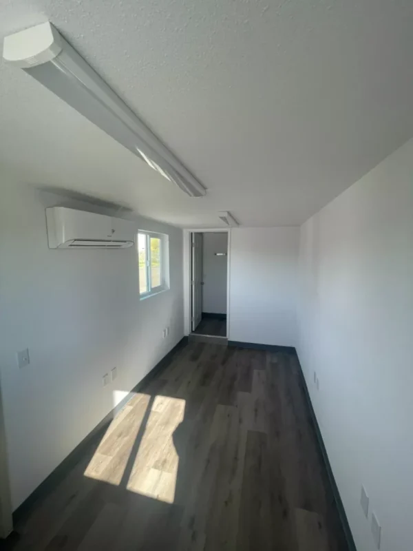 20 foot office in refurbished shipping container