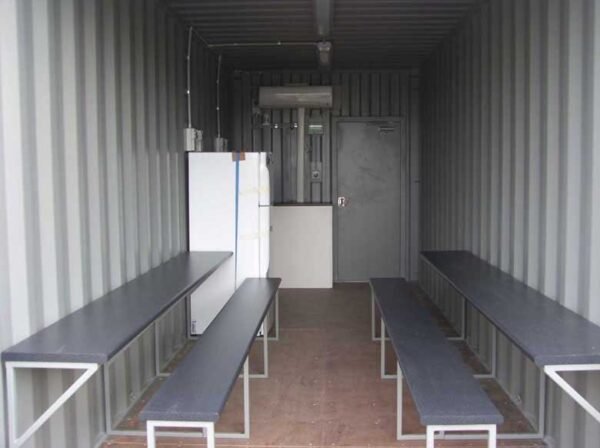 Lunchroom Containers
